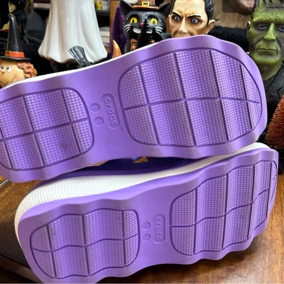CROCS Mega Crush Triple Strap Vibrant Purple Triple Strap Slides size 7 - Picture 3 of 4